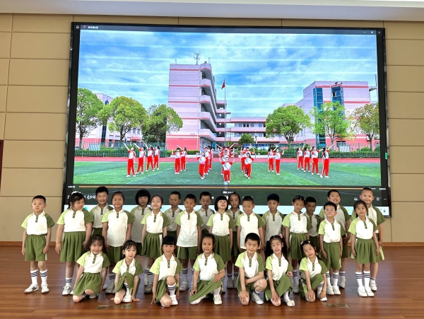 aeb6812507344b848f07659a5e68f5b2.jpg